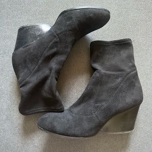 Donald J Pliner 9M Booties | Black